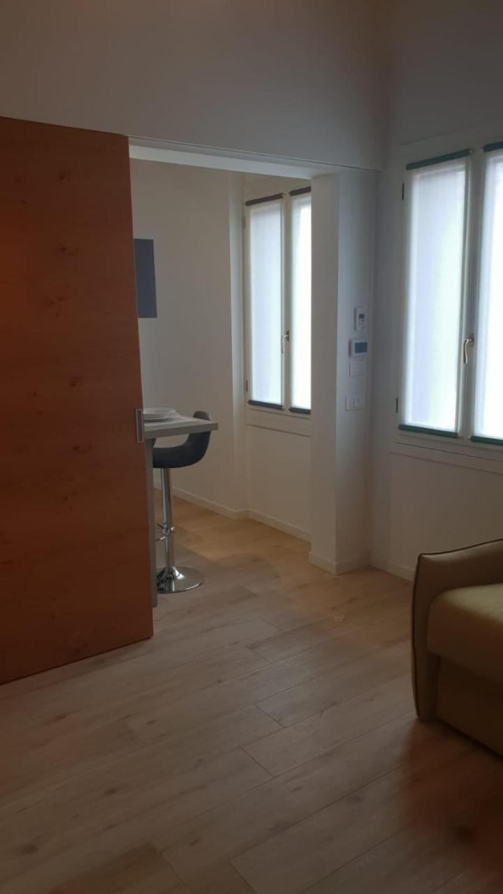 Snc1018 Modern Boutique Apartamento Venecia